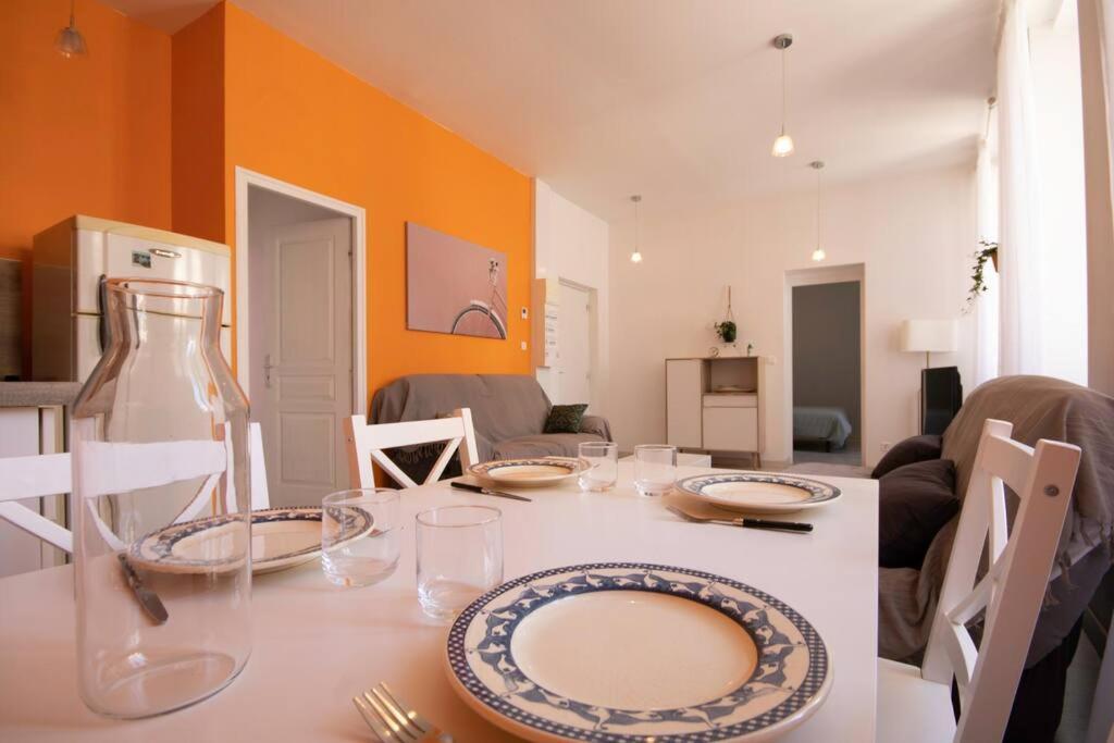 La Fontaine Neuve-Avallon-5 Personnes-1 Chambre-3 Lits-Parking-Wifi Exterior photo